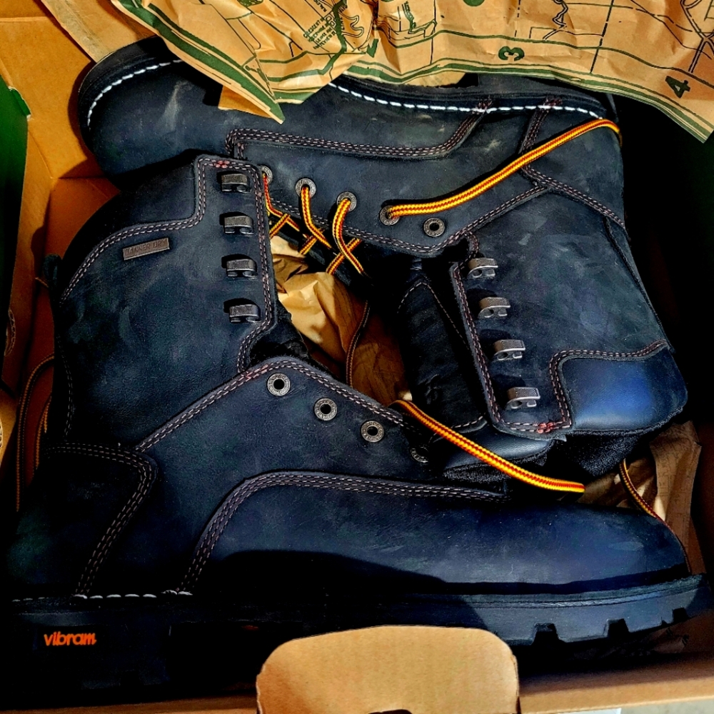 Danner Gritstone work boots. New in box. Mens 11 EE